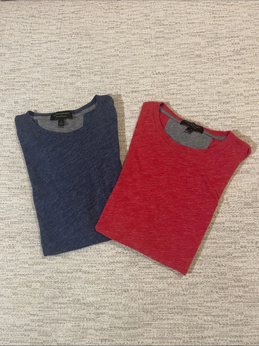 Banana Republic Mens Shirts Lot Of 2 Small S Crewneck Heather T-Shirts